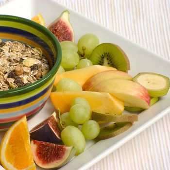 breakfast with flakes and fresh fruit