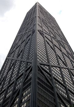 Picture of a very traditional American skyscrapper in Chicago