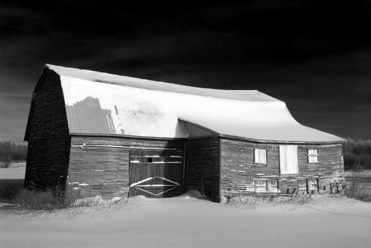 Picture of an abandoned barn in Winter