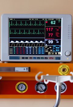 Diagnostic instrument displaying pulse, blood-pressure and other informations