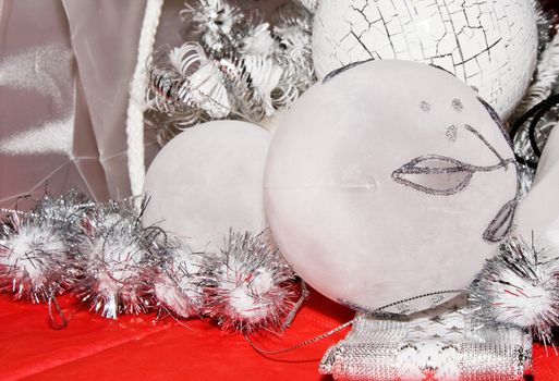 xmas decoration ornaments in white and silver and red 