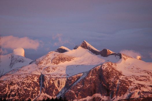 Børvasstindene i Bodø