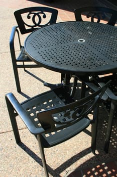 Close up of the patio table and chairs.
