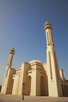 Image of the Al-Fateh Grand Mosque, Manama, Bahrain.
