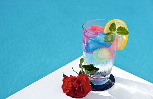 Iced drinks placed on board a private pool.