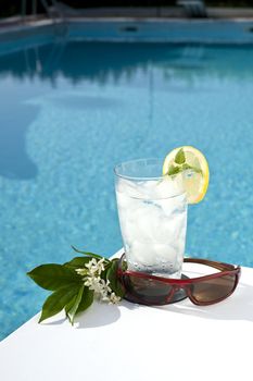 Iced drinks placed on board a private pool.