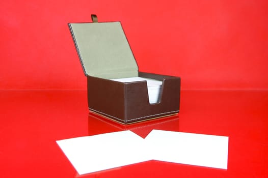 A note block isolated against a red background