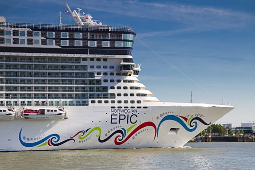 VLAARDINGEN, THE NETHERLANDS-JUNE 2010 The new build big cruiseship Norwegian epic leaving Rotterdam on her way to New York. june 21, 2010, Vlaardingen