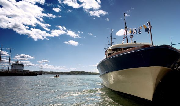 wideangle shot of ship in Oslo harbour