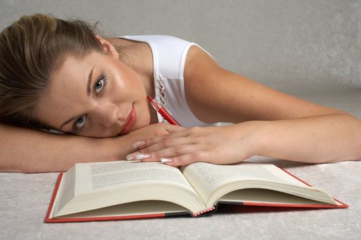 pretty girl studying