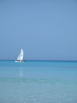 sailing on the tropical ocean