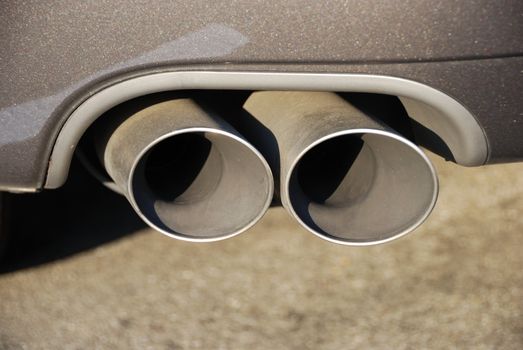 close-up of a dual muffler