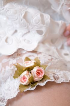 garter of the bride