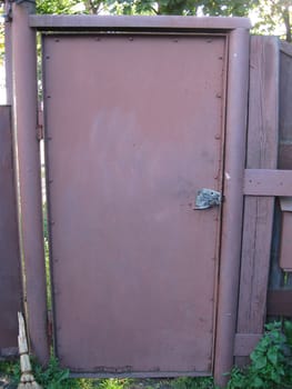 door and gate