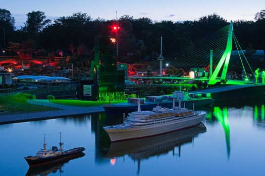 THE HAGUE, THE NETHERLANDS-JULI 2007: Madurodam, miniature city with architecture and typical Dutch scenes on a scale 1:25. Light- and lasershow.  http://www.madurodam.nl/. Juli 22, 2007, The Hague, The Netherlands.