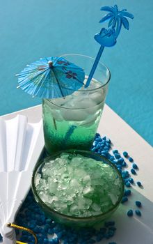 Iced drinks Placed on board in private pools.