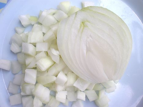 cut onion in a plate