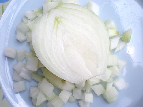 cut onion in a plate