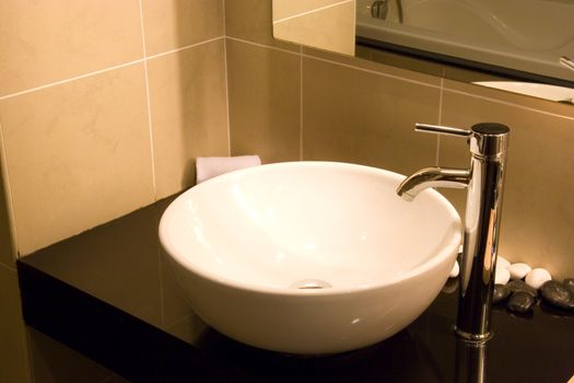 Image of a nice wash basin.