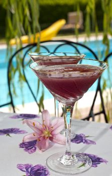 Iced drinks Placed on board in private pools.