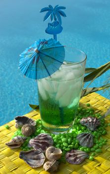 Iced drinks Placed on board in private pools.