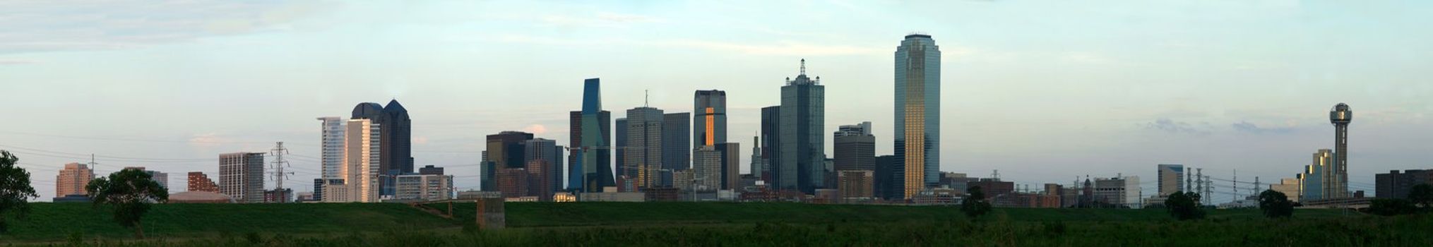 A section of buildings in the Dallas Texas Skyline at dusk.