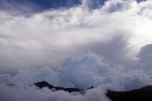 Clouds over the mountains,take this beautiful picture in Taiwan National Park.