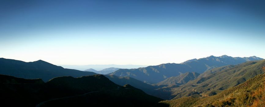 Landscape shot of the Los Padres National Forest.