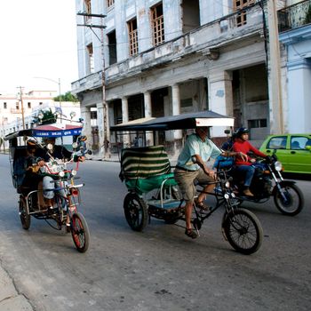 Street scenes of Navana, Cuba