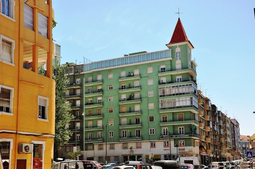 Updating, restoration of an old building in the city of Lisbon