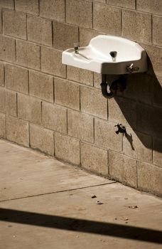 Drinking fountain