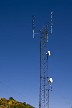 Telecommunication mast for mobile phone networks in an area of natural beauty