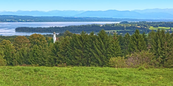 An image of the Ilka height at Starnberg Lake