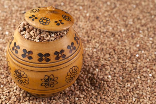 buckwheat in wooden pot