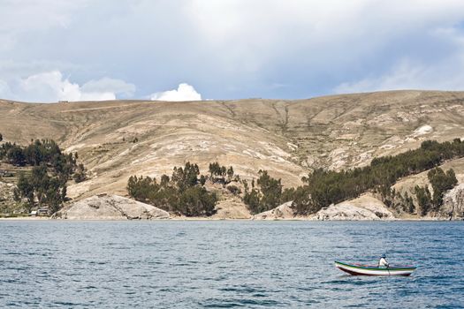 Situated on the Bolivian side of the lake with regular boat links to the Bolivian town of Copacabana, Isla del Sol ("Island of the sun") is one of the lake's largest islands.