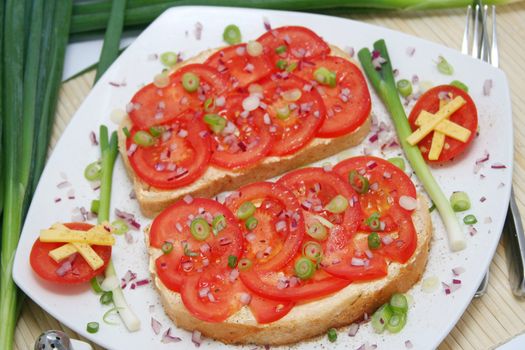 bread with tomatoes