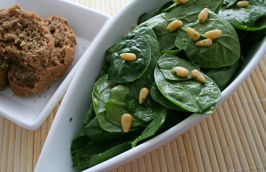 fresh salad of spinach
