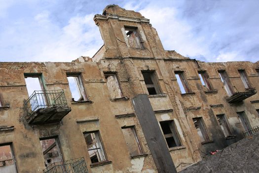 Ruins of an apartment building in downtown Vilnius.