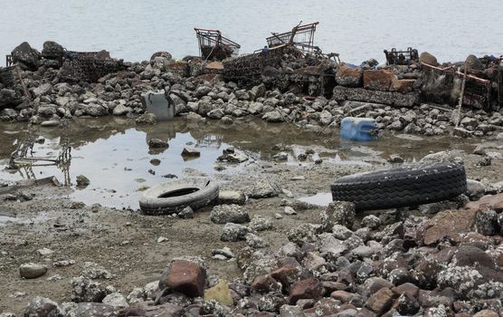 garbage on coast