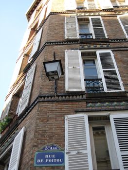 Building on Rue de Poitou in Paris 