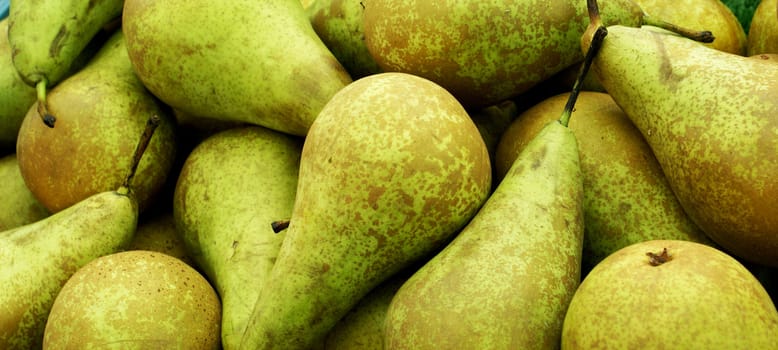 Picture filled with juicy pears.
