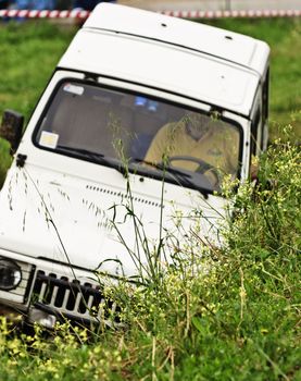 a jeep going offroad