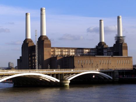 London Battersea powerstation abandoned factory