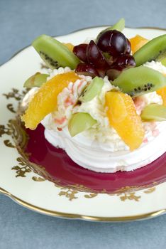 Fruit Pavlova