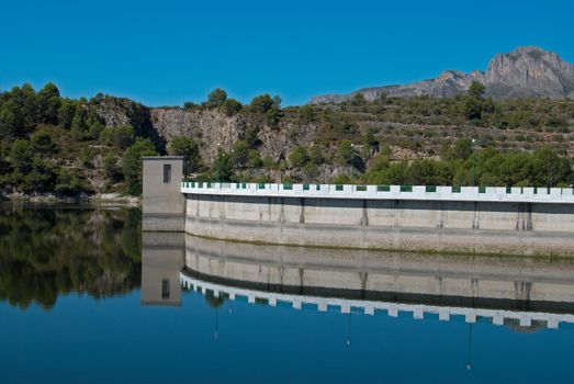 Lake landscape in the morning at the dam of a reservoir