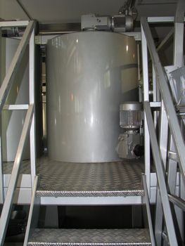 steel foodstuff or chemical mixing kettle or tan