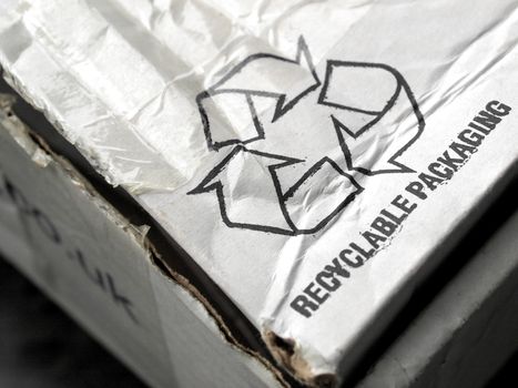 Recyclable packaging or packet parcel