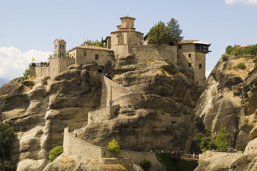 The Met�ora ("suspended rocks", "suspended in the air" or "in the heavens above") is one of the largest and most important complexes of Eastern Orthodox monasteries in Greece.