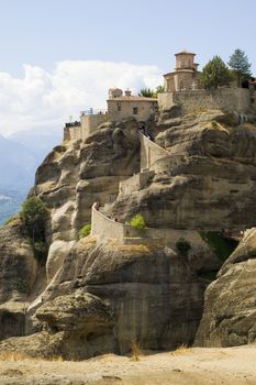 The Met�ora ("suspended rocks", "suspended in the air" or "in the heavens above") is one of the largest and most important complexes of Eastern Orthodox monasteries in Greece.