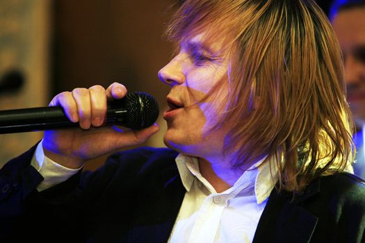 MOSCOW - DEC 25 : Russian singer and musician Victor Saltykov during a show in Moscow in December 25, 2008. 